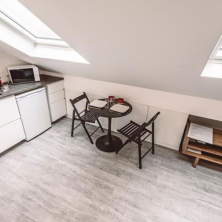 Le Coquet Logement Climatise Face A La Cathedrale - 3G Reims Eksteriør bilde