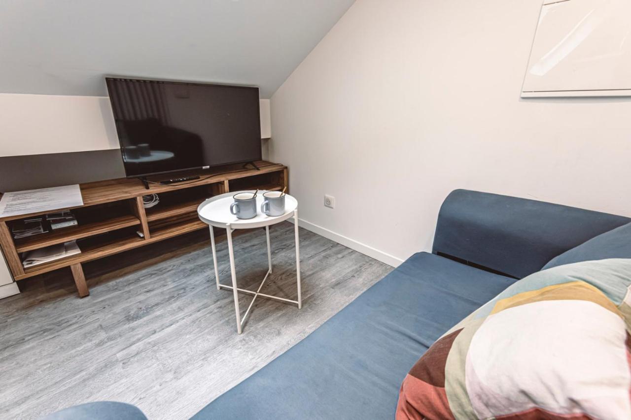 Le Coquet Logement Climatise Face A La Cathedrale - 3G Reims Eksteriør bilde
