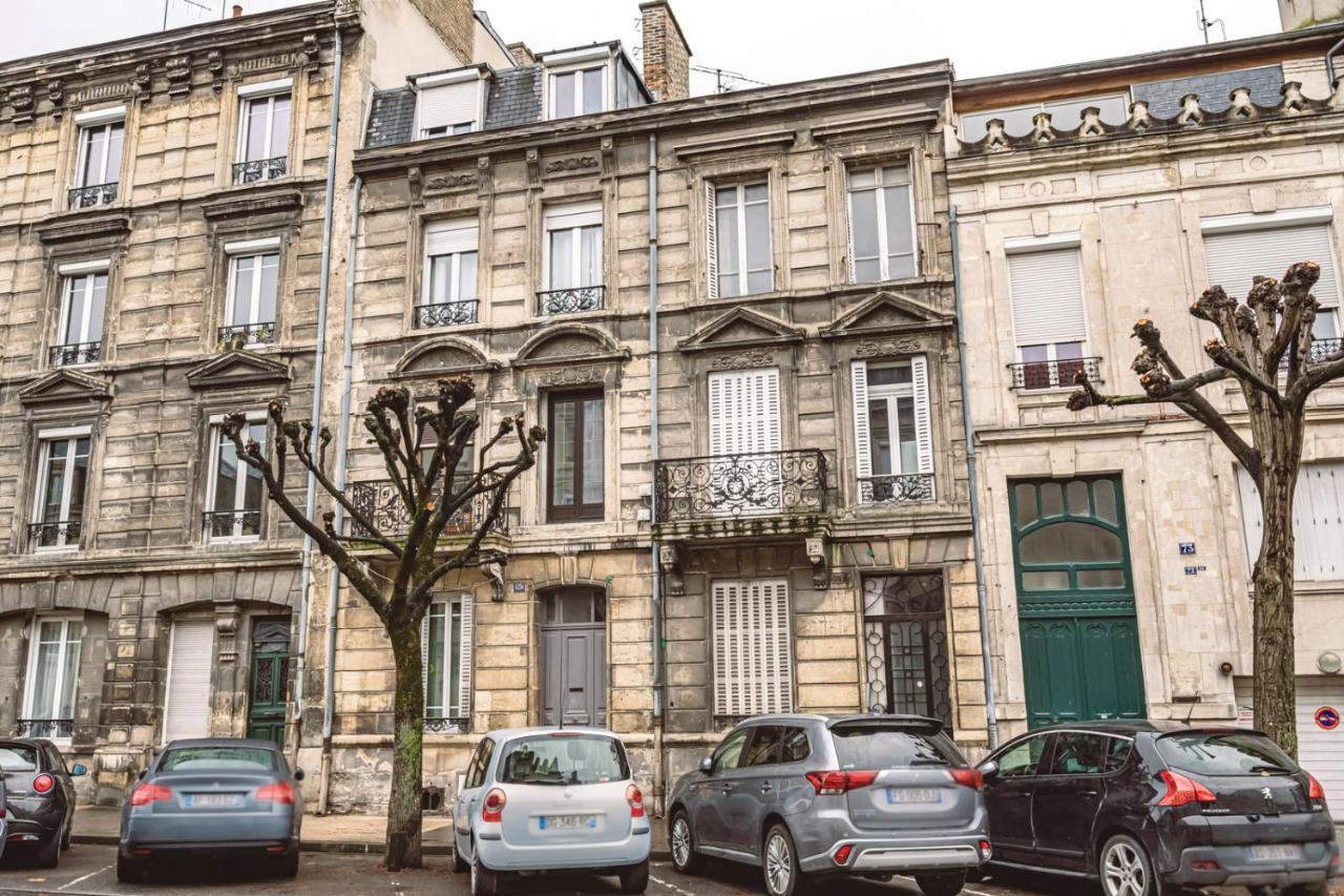 Le Coquet Logement Climatise Face A La Cathedrale - 3G Reims Eksteriør bilde